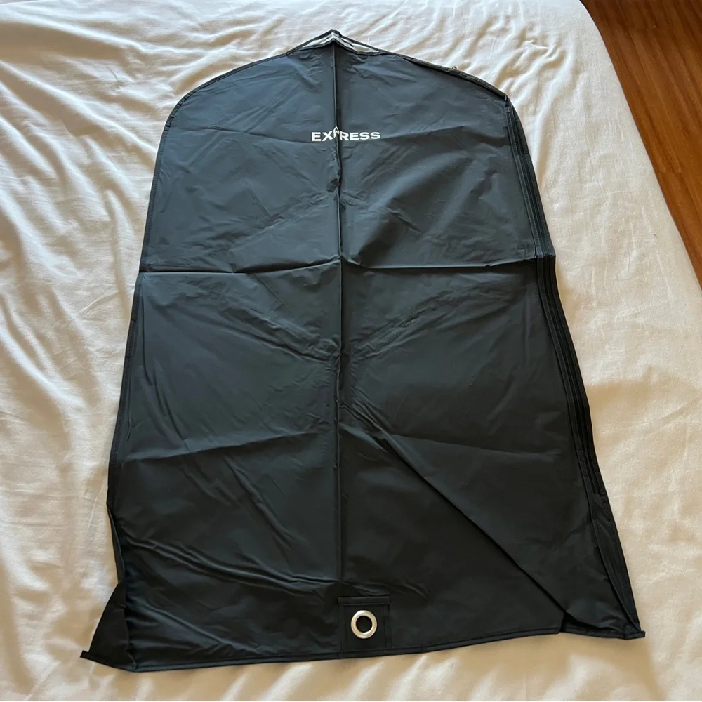 EXPRESS GARMENT CLOTHING SUIT BLACK ZIP UP BAG Brand New HOME CLOSET NEEDS